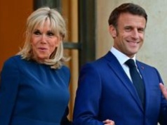 Brigitte i Emmanuel Macronowie byli uczniem i nauczycielką. Dzieli ich 24 lata. 