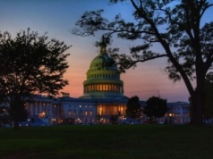 To jest komunikat dla Moskwy: USA są gotowe zamienić Rosję w „wyspę”