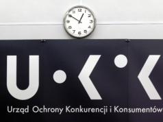 UOKiK uderzy w sklepy z odzieżą i obuwiem. 