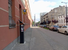 Łódź zmienia zasady parkowania. Nie masz łódzkich tablic to zapłacisz więcej. Co jest nie tak z moim miastem?