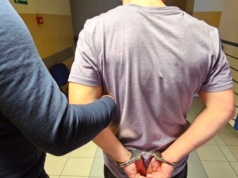 Oszukiwał turystów i zbierał zaliczki. Wpadł z podrobionymi dokumentami