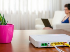 Netia ulepsza zasięg światłowodu. Szybki internet w domu (prawie) dla każdego
