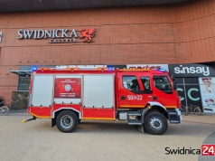 Gaz rozpylony w jednym ze sklepów w Galerii Świdnickiej. Interweniowali ratownicy