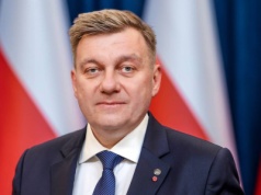 Były szef ABW odpowiada na doniesienia o Nawrockim. 