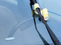 Koniec z „niewidzialnymi mandatami”. Nowe przepisy parkingowe w Danii od lipca 2025 r.