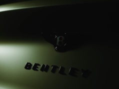 Tankowiec wpływa do portu. Bentley mówi, że będzie zwinny jak skuter wodny. Jaaasne
