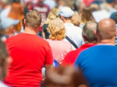 Kluczowe znaczenie dla długości życia. Naukowcy mówią, że wystarczy schudnąć w tym wieku