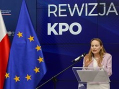 Kulisy negocjacji z UE. Nie będzie pełnego ozusowania umów zlecenie i o dzieło. Pojawią się za to miliardy na obronność