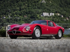 Alfa Romeo zdobywa nagrodę FuoriConcorso 2025. Olśniewające samochody i premiera książki