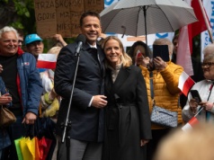 Trzaskowski: Kurski z tym jego cynicznym uśmiechem już się szykuje, żeby wrócić do TVP