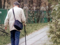 Nie tylko seniorzy chorują. Eksperci alarmują: to schorzenie nie zależy od wieku