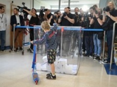 Polacy wybierają prezydenta - II tura wyborów. RELACJA NA ŻYWO