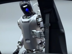 Gigantyczna liczba robotów przypominających ludzi. Elon Musk: Chiny przejmą przywództwo