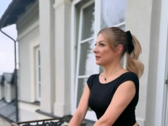 Magdalena Narożna z solową nowością pt. „Słodkie chwile”