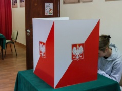 Polacy wybierają prezydenta. Wkrótce zamknięcie lokali wyborczych [RELACJA]