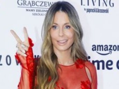 Urodzinowa Małgorzata Rozenek prezentuje ZABÓJCZĄ SYLWETKĘ w bikini w papryczki. 