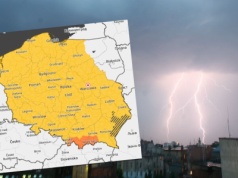 Burze nad Polską i gwałtowne opady. Lokalnie możliwy grad i trąby powietrzne