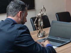 SEC pod znakiem zapytania stawia nowe ETF-y oparte na stakingu! Czy nastąpiła zmiana podejścia do branży?