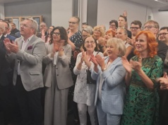 Wieczór wyborczy sympatyków Rafała Trzaskowskiego: Wierzymy w ciemno w wygraną [wideo]