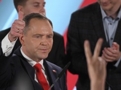 Karol Nawrocki wygrywa w late poll. W PiS zdradzają, co miało przechylić szalę zwycięstwa