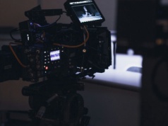 Filmowcy zaskakują pomysłowością. Zgadnij ile potrzeba iPhone'ów do jednej sceny