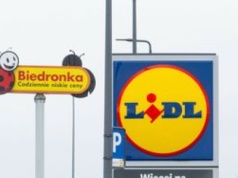 Nowa opłata w Biedronce i Lidlu. Oto kiedy wejdzie w życie