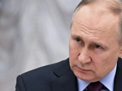 Zmasowany atak ukraińskich dronów na Rosję: Putin rozważa wszystkie opcje, w tym broń jądrową