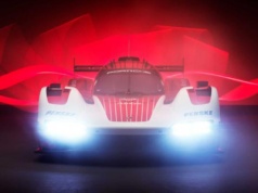Z toru prosto na ulicę. Zapamiętaj tę nazwę: Porsche 963 RSP