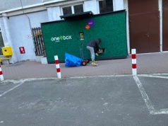 Internetowe sklepy nie dają wytchnąć kurierom