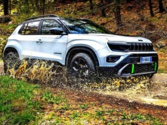 Nowy Avenger 4xe – Jeep w każdym calu