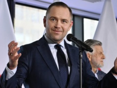Nawrocki może wybić się na niepodległość? 