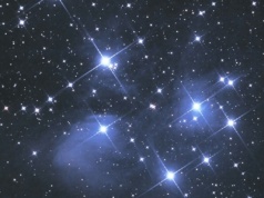 Tysiące nowych satelitów zagłuszą radioteleskopy. Astronomowie ostrzegają przed katastrofą