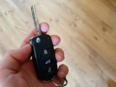 Ukryte funkcje nowoczesnych kluczyków samochodowych