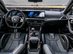 Narzekasz na ekrany w samochodzie? BMW ma dla ciebie coś specjalnego