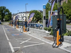 Model Y triumfuje w Norwegii i bije rekord w Australii