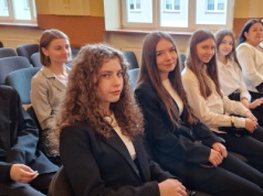 Finał konkursu 'Patrzer – Przygoda zaczyna się tuż za progiem’. Uczniowie zaprezentowali swoje fotoreportaże