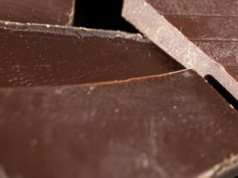 Najzdrowsza gorzka czekolada z Biedronki. Dietetyczka wskazała konkretny produkt