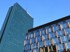 Intraco zniknie z panoramy Warszawy. Symbol PRL-owskiej nowoczesności ustępuje miejsca nowemu wieżowcowi