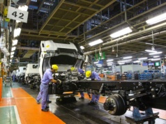 Producenci samochodów biją na alarm. To może zatrzymać produkcję