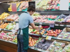 Ogromna podwyżka za marnowanie jedzenia. Rząd szykuje bat na sklepy