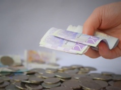 Coraz więcej Szwedów finansuje wakacje kredytem – liczba chętnych wzrosła czterokrotnie