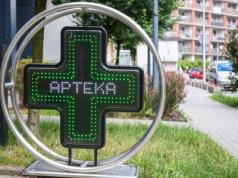 Apteka to nie szpital czy przychodnia. Orzeczenie: podatek musi być wyższy