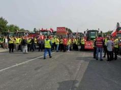 Rolnicy ostro na proteście w Koszalinie: „Chcemy mieć godne wynagrodzenie za naszą pracę, a nie dziadować!”