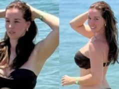 Lil Masti wyłania się z morza, wdzięcząc się do zdjęć w czarnym bikini