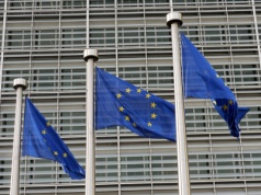 UE chce zakazać import rosyjskiego LNG do 2027 r. Francja i Belgia: „nie teraz”