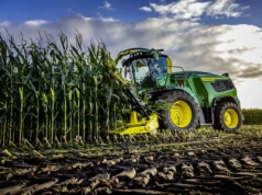 Lepsza kiszonka z nową sieczkarnią samojezdną od John Deere? Co wiemy o nowym modelu?