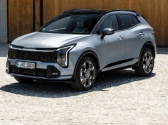 Oto Kia Sportage po liftingu. Na nowej „twarzy” się nie kończy, zmian jest znacznie więcej