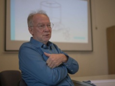 KGB Białorusi przeprowadziło rewizje u uczestników badań socjologicznych. Są zatrzymani