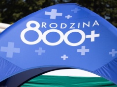 1600 złotych zamiast 800 plus? Rodzice liczą na czerwcową kumulację. ZUS wyjaśnia, czy tak będzie