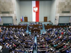 Poprawka Senatu do Kodeksu pracy przyjęta. Zabrakło głosów za odrzuceniem